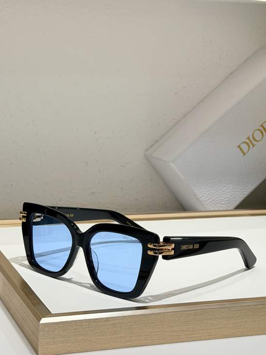 Picture of Dior Sunglasses _SKUfw80535305fw